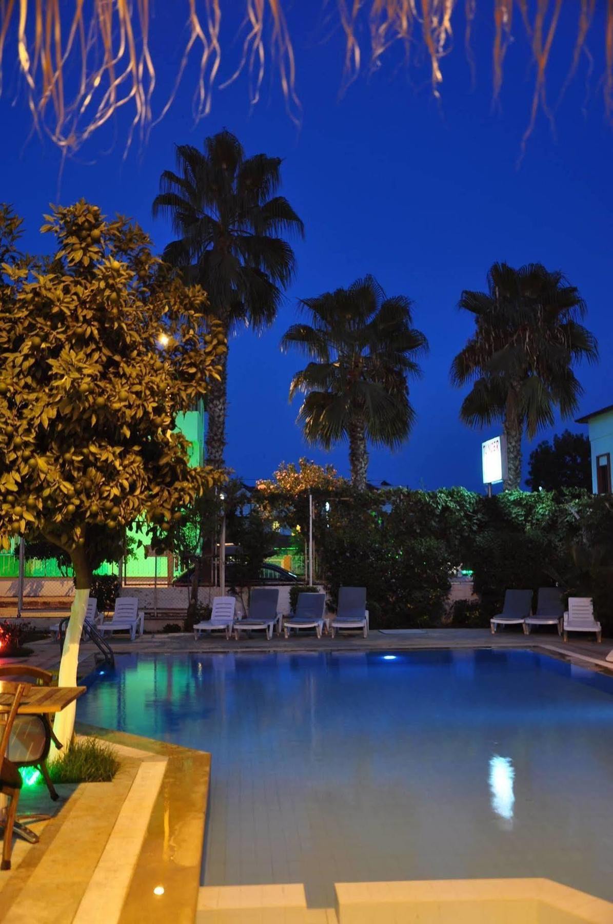 Tuncer Garden Hotel 3*